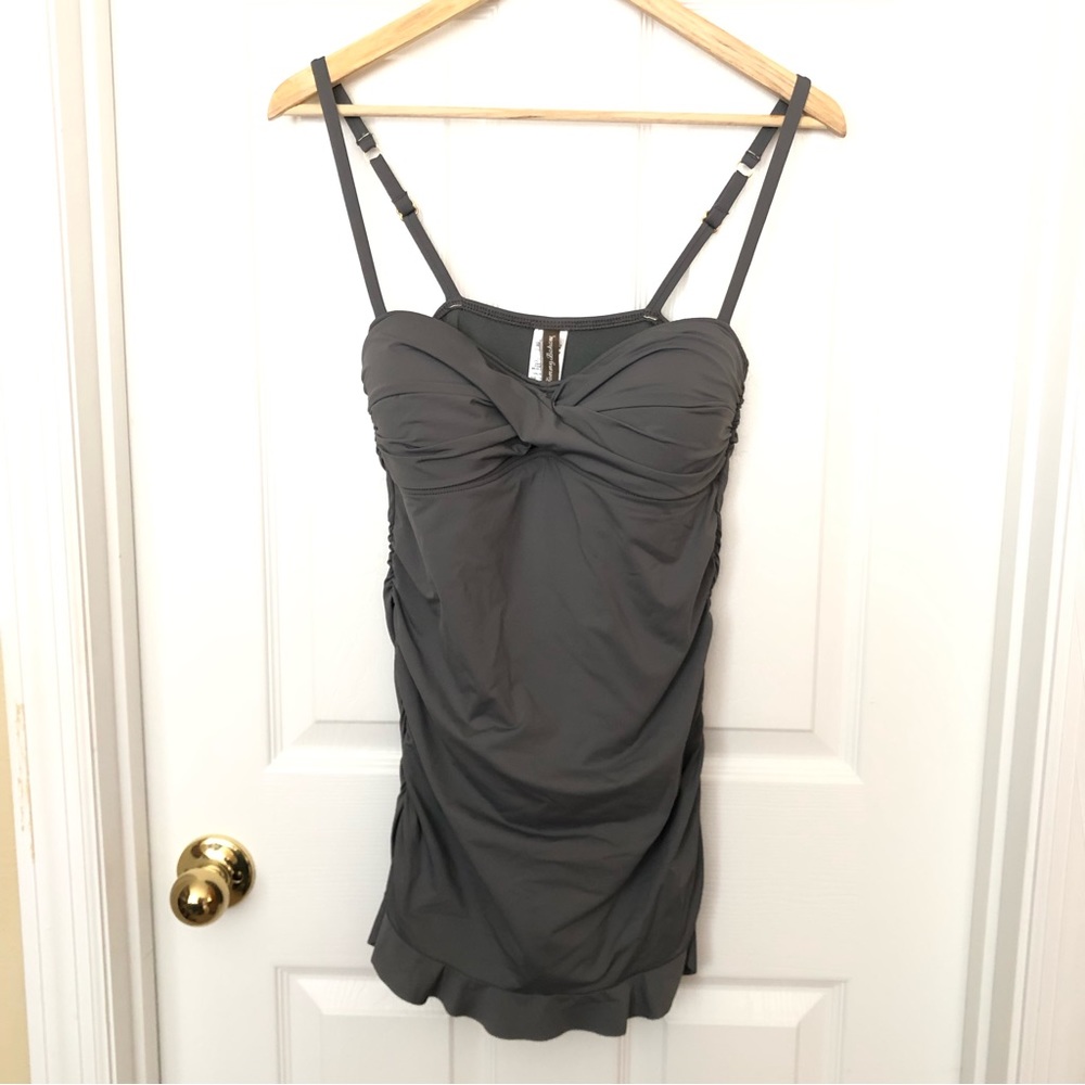 Tommy Bahama Skirted One-Piece Swimsuit Sz 8